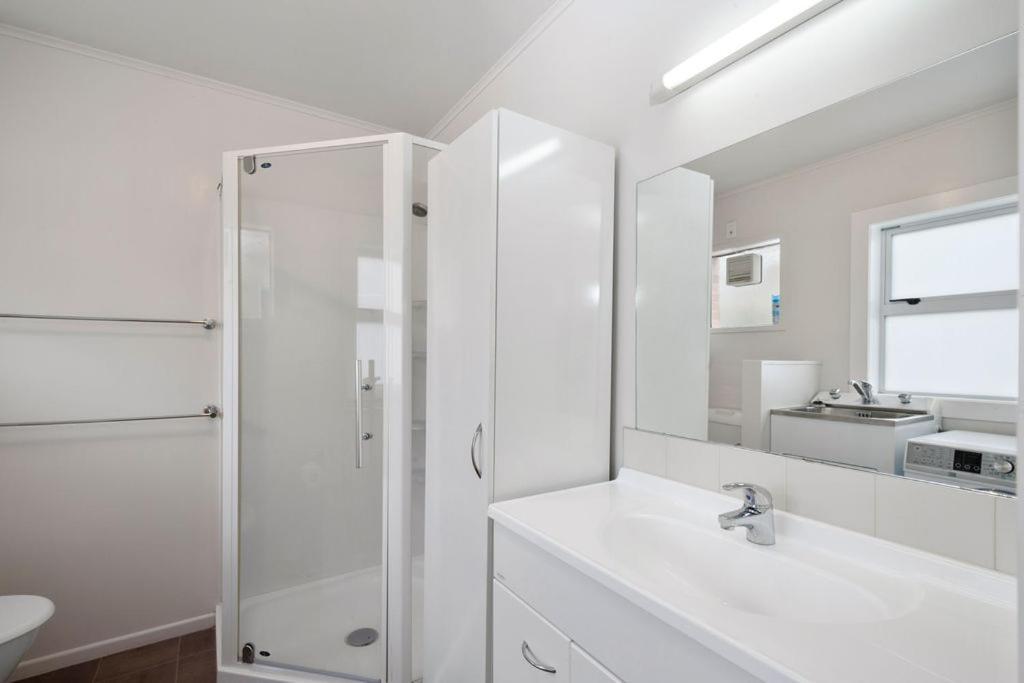 Central Stay - Taupo Flat Екстер'єр фото