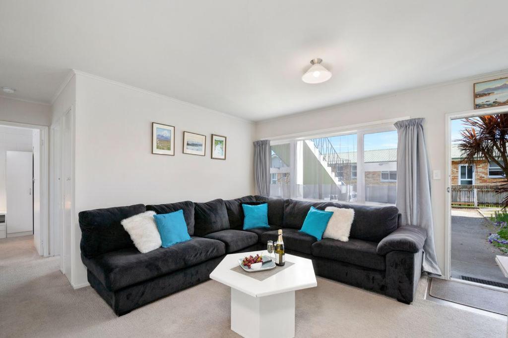 Central Stay - Taupo Flat Екстер'єр фото